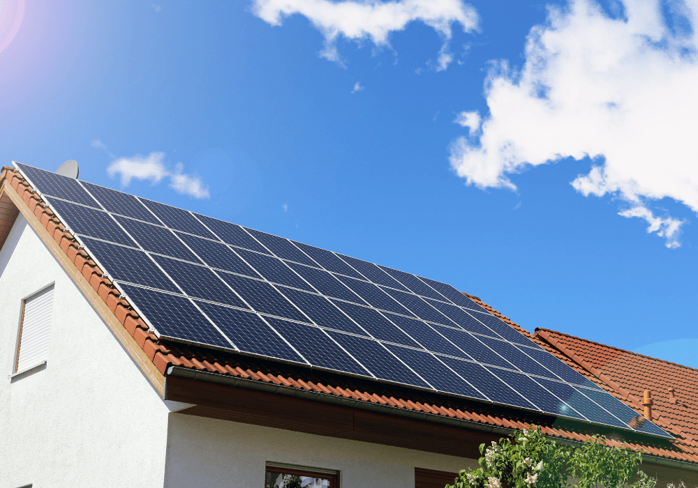 איפה ה'קאץ'? 3 השאלות שחובה לשאול לפני שבוחרים במערכת סולארית בחינם